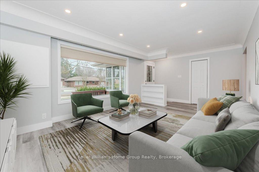 Photo 5 of 66 Traynor Avenue, Kitchener — HOMEH