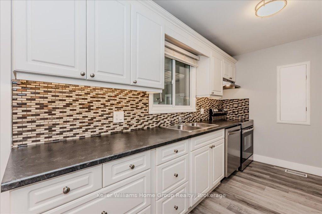 Photo 9 of 66 Traynor Avenue, Kitchener — HOMEH