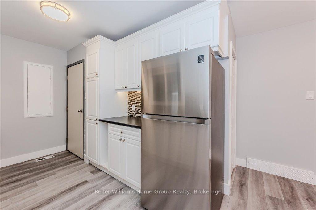 Photo 10 of 66 Traynor Avenue, Kitchener — HOMEH
