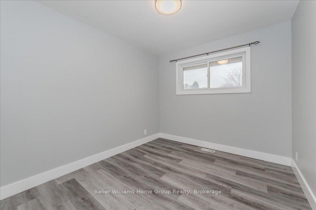 Photo 13 of 66 Traynor Avenue, Kitchener — HOMEH