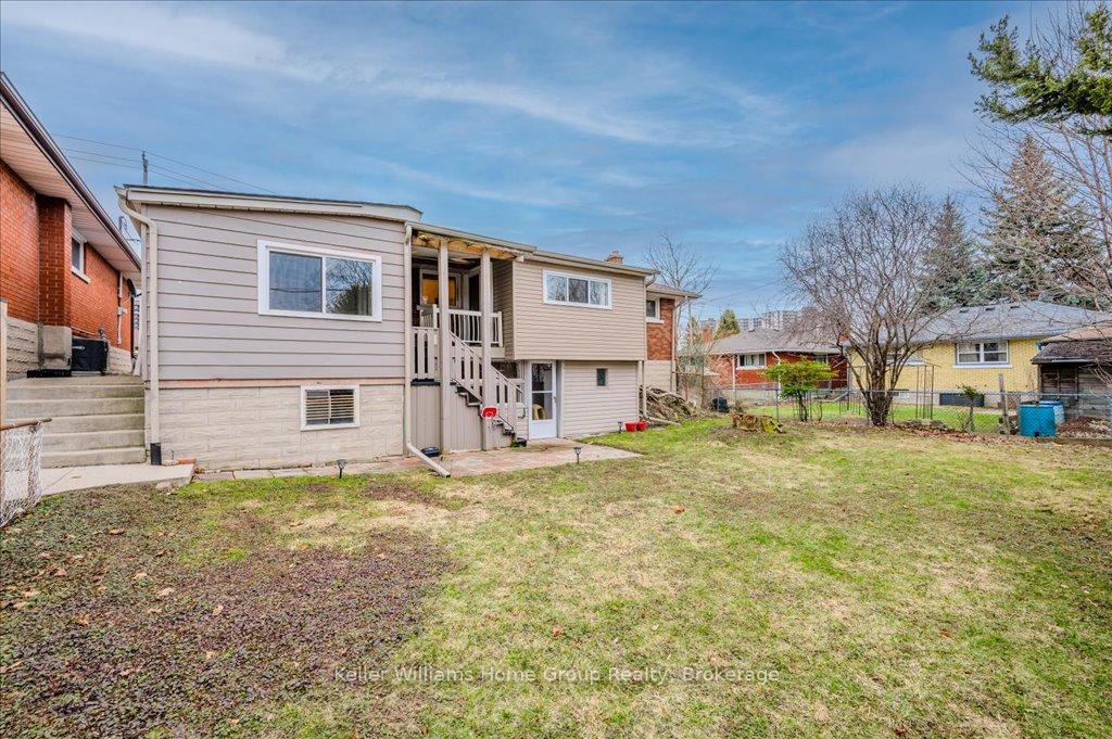 Photo 33 of 66 Traynor Avenue, Kitchener — HOMEH