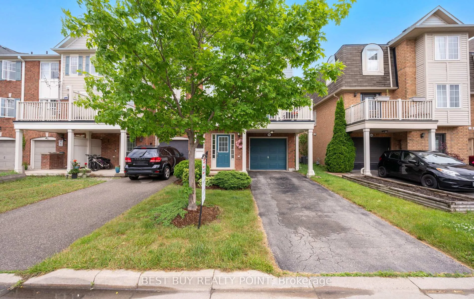 Photo 2 of 798 Shortreed Crescent, Milton, Coates — HOMEH