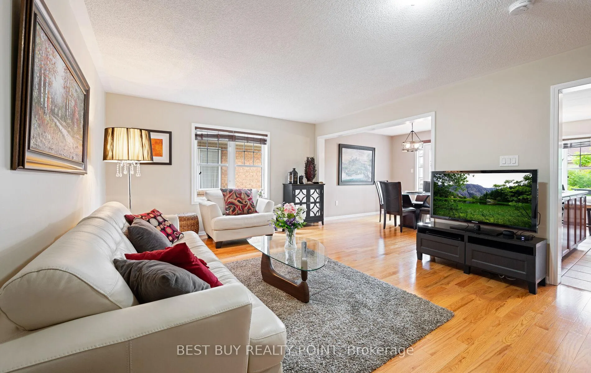 Photo 14 of 798 Shortreed Crescent, Milton, Coates — HOMEH
