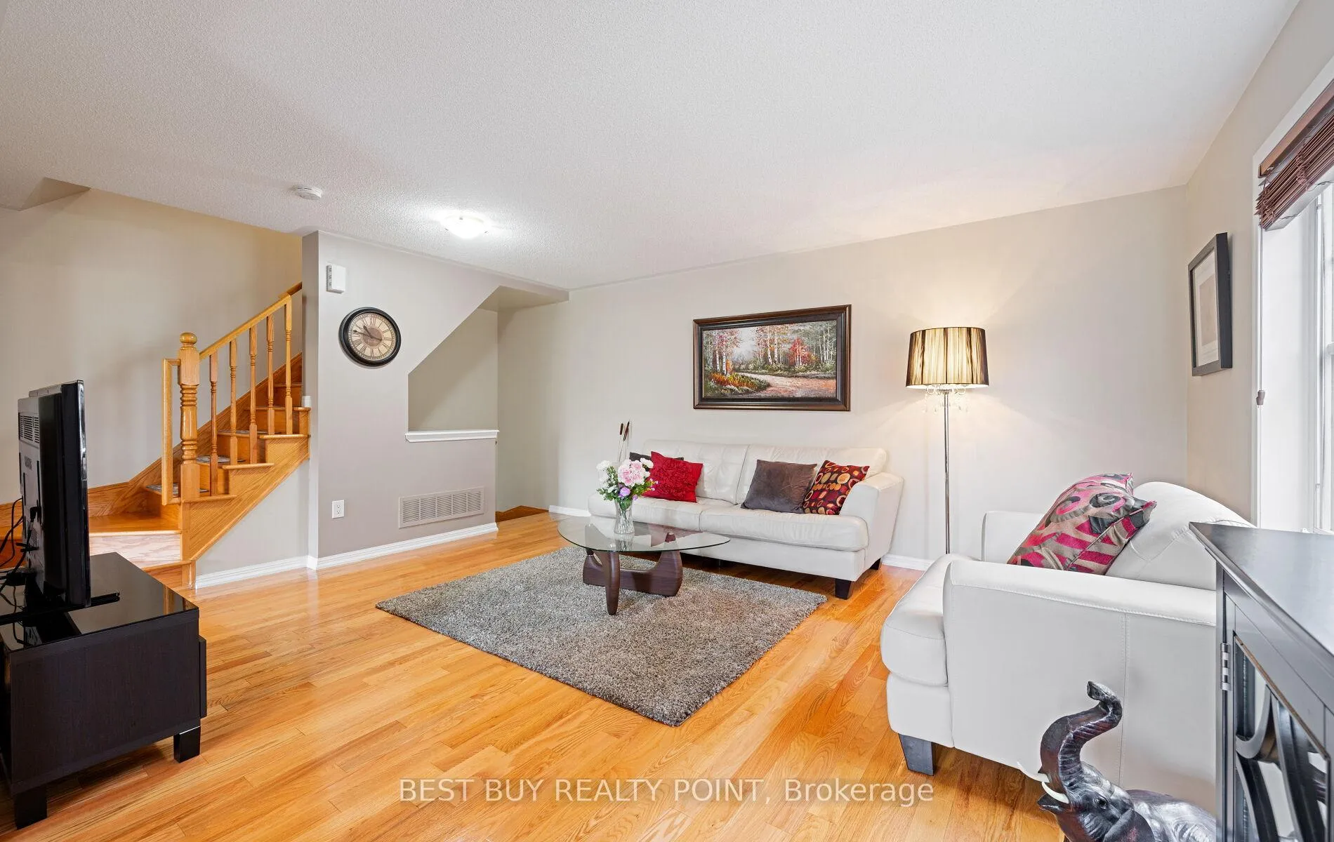 Photo 17 of 798 Shortreed Crescent, Milton, Coates — HOMEH