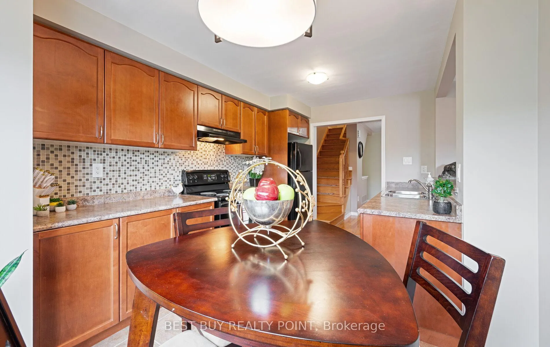 Photo 31 of 798 Shortreed Crescent, Milton, Coates — HOMEH