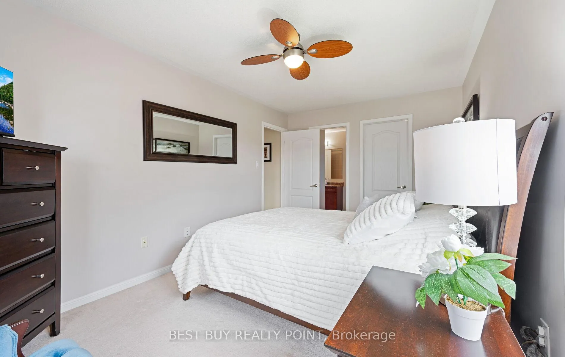 Photo 36 of 798 Shortreed Crescent, Milton, Coates — HOMEH