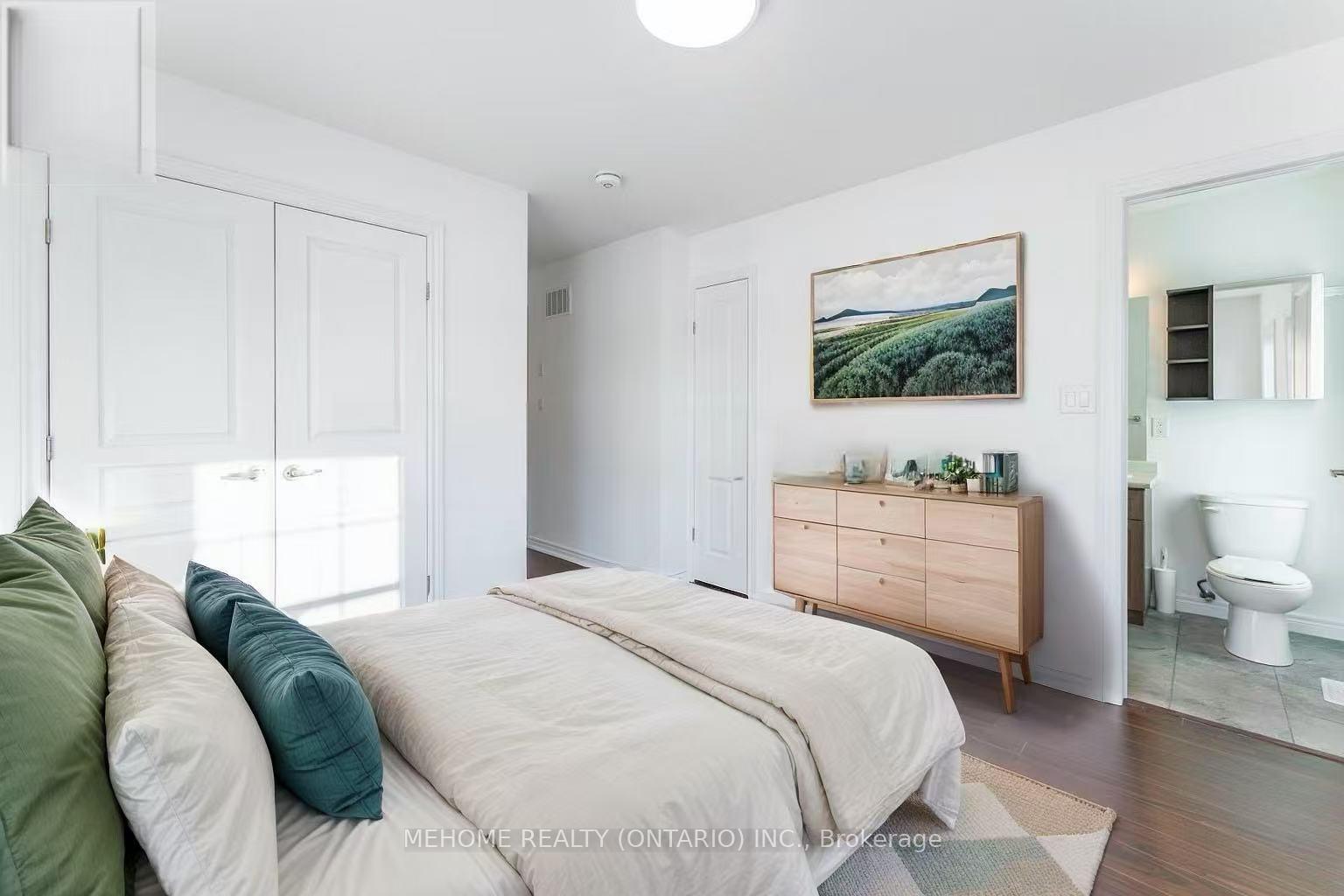 Photo 24 of 3 Hyde Park Mews, Kitchener — HOMEH