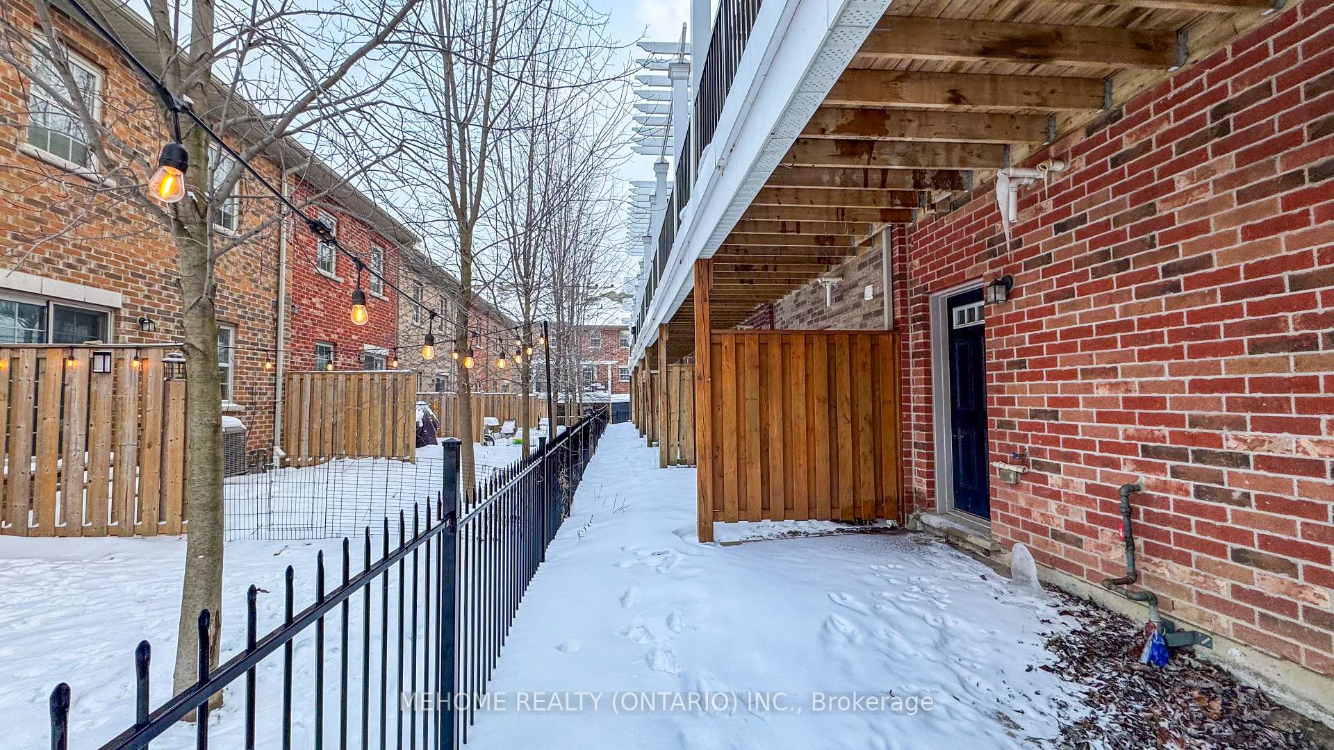 Photo 42 of 3 Hyde Park Mews, Kitchener — HOMEH