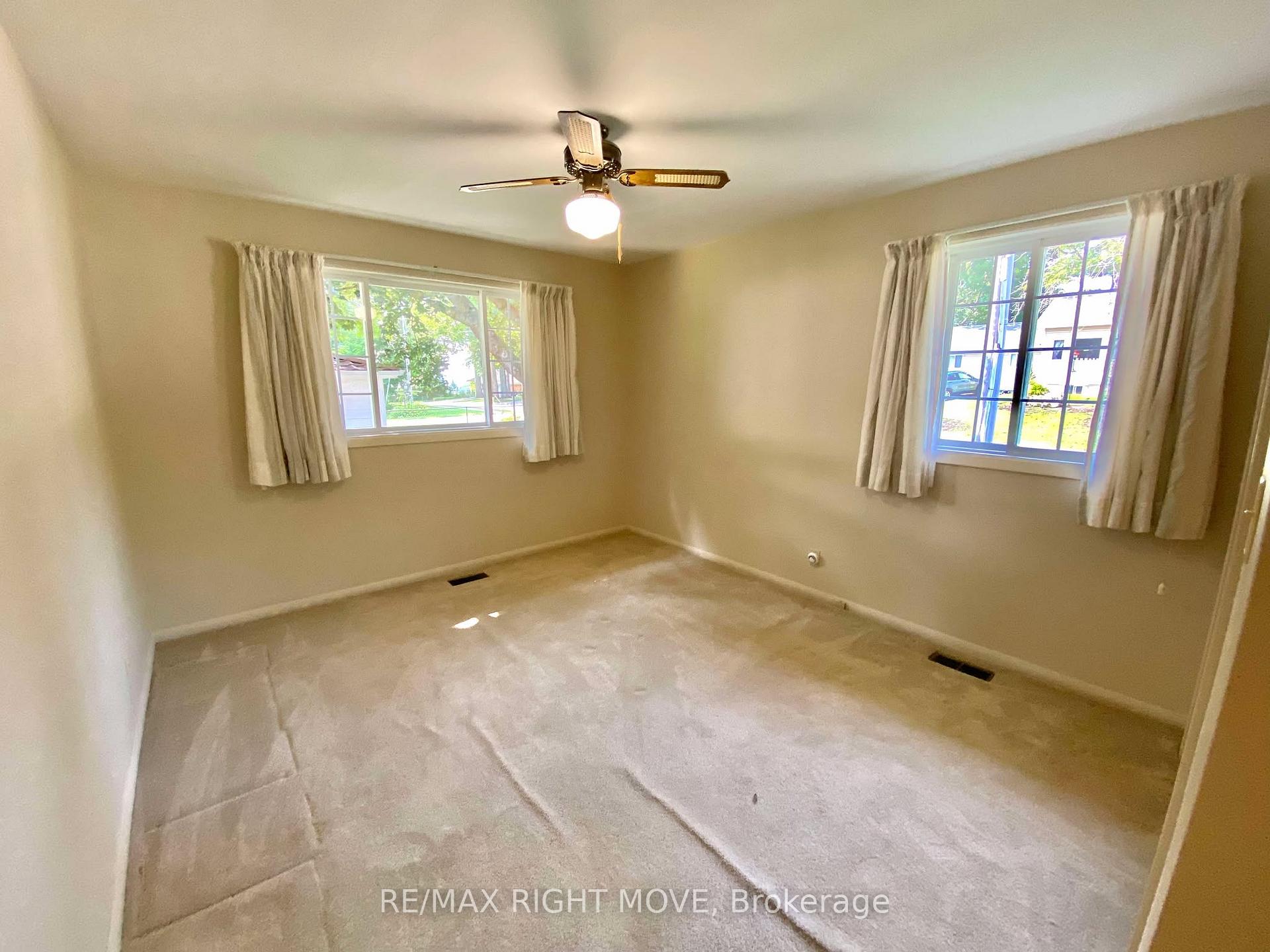 Photo 9 of 803 Hugel Avenue, Midland — HOMEH