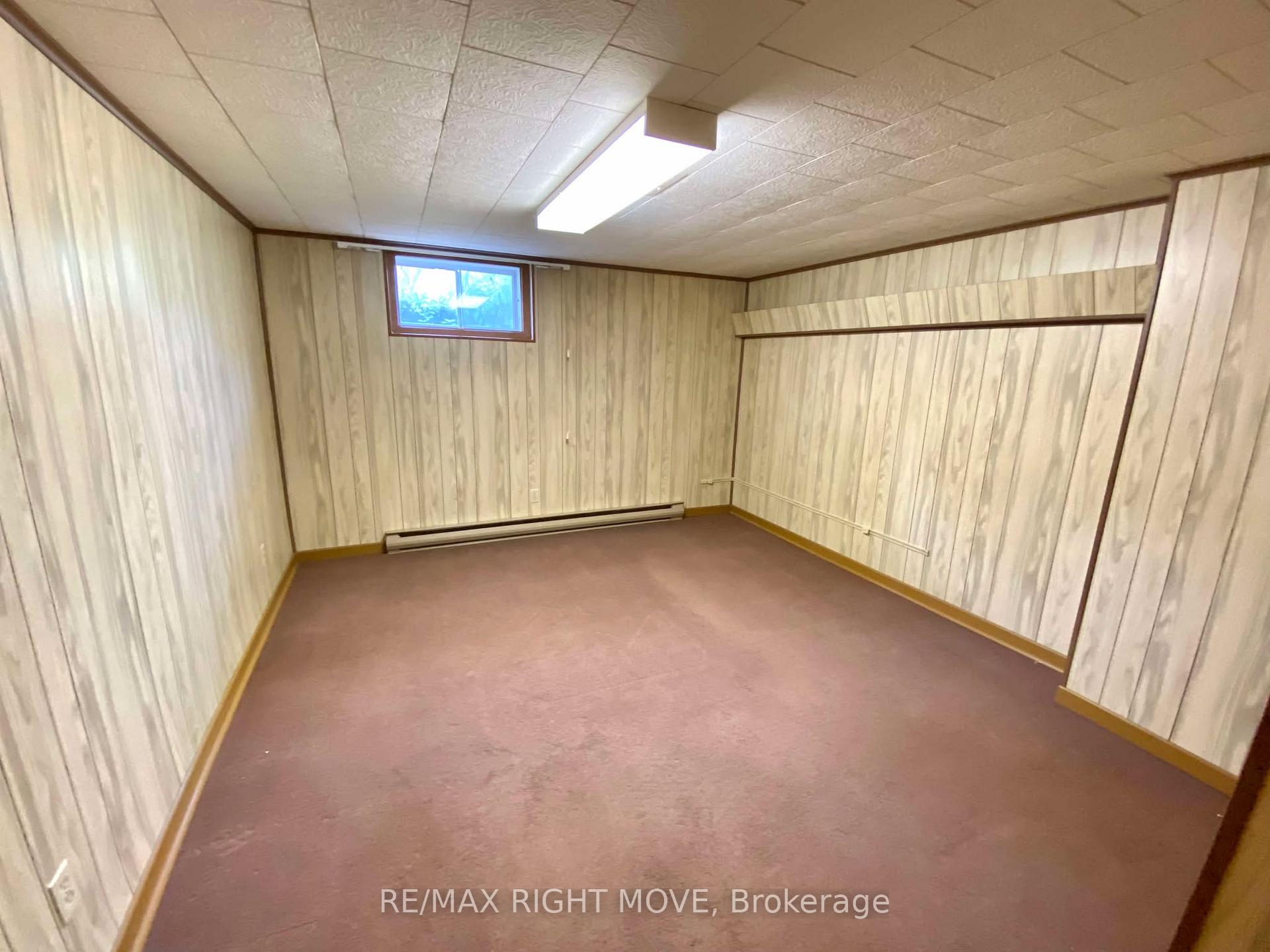 Photo 16 of 803 Hugel Avenue, Midland — HOMEH