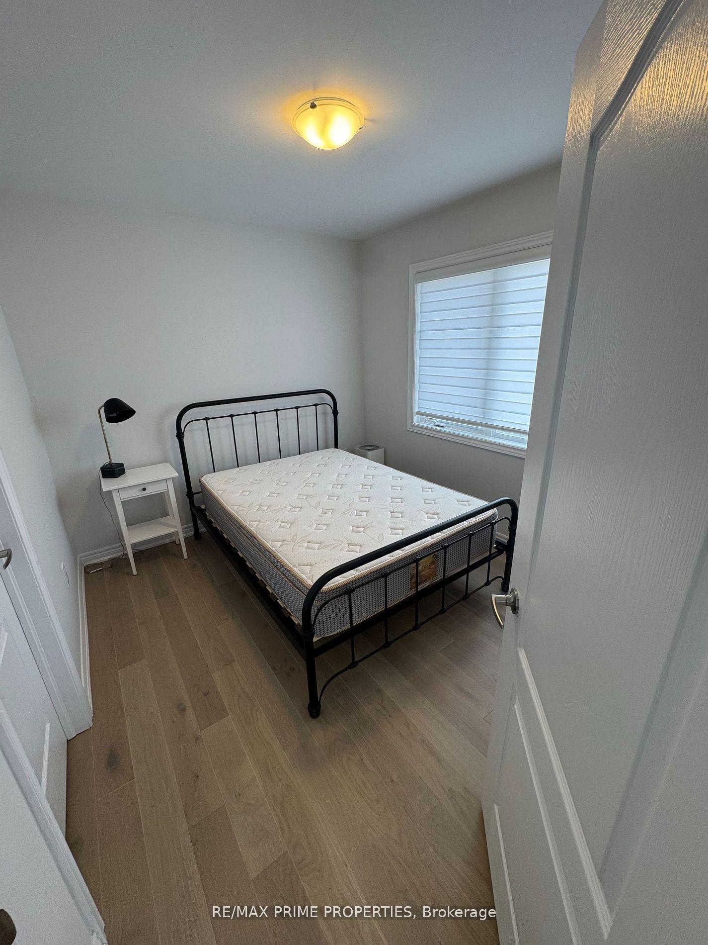 Photo 5 of Unit Coach House, 8 Waterleaf Road, Markham, Cornell — HOMEH