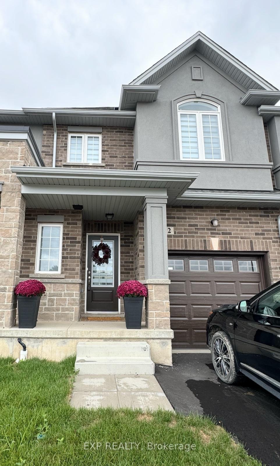 Photo 1 of 32 Linden Park Lane, Hamilton, Hill Park — HOMEH