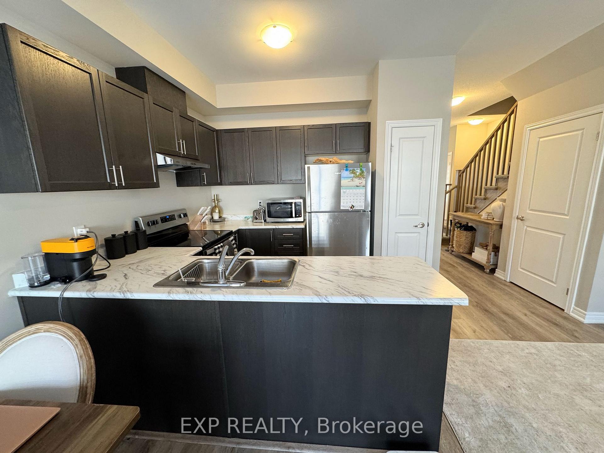 Photo 4 of 32 Linden Park Lane, Hamilton, Hill Park — HOMEH