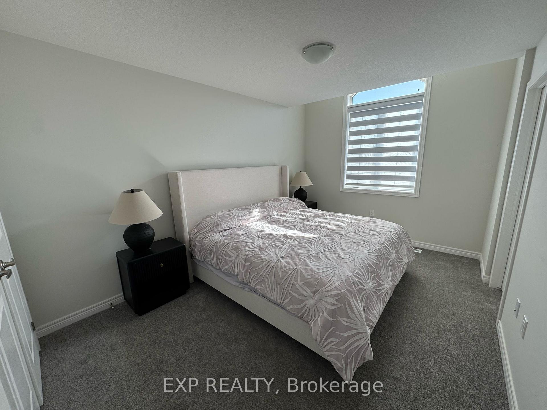 Photo 12 of 32 Linden Park Lane, Hamilton, Hill Park — HOMEH