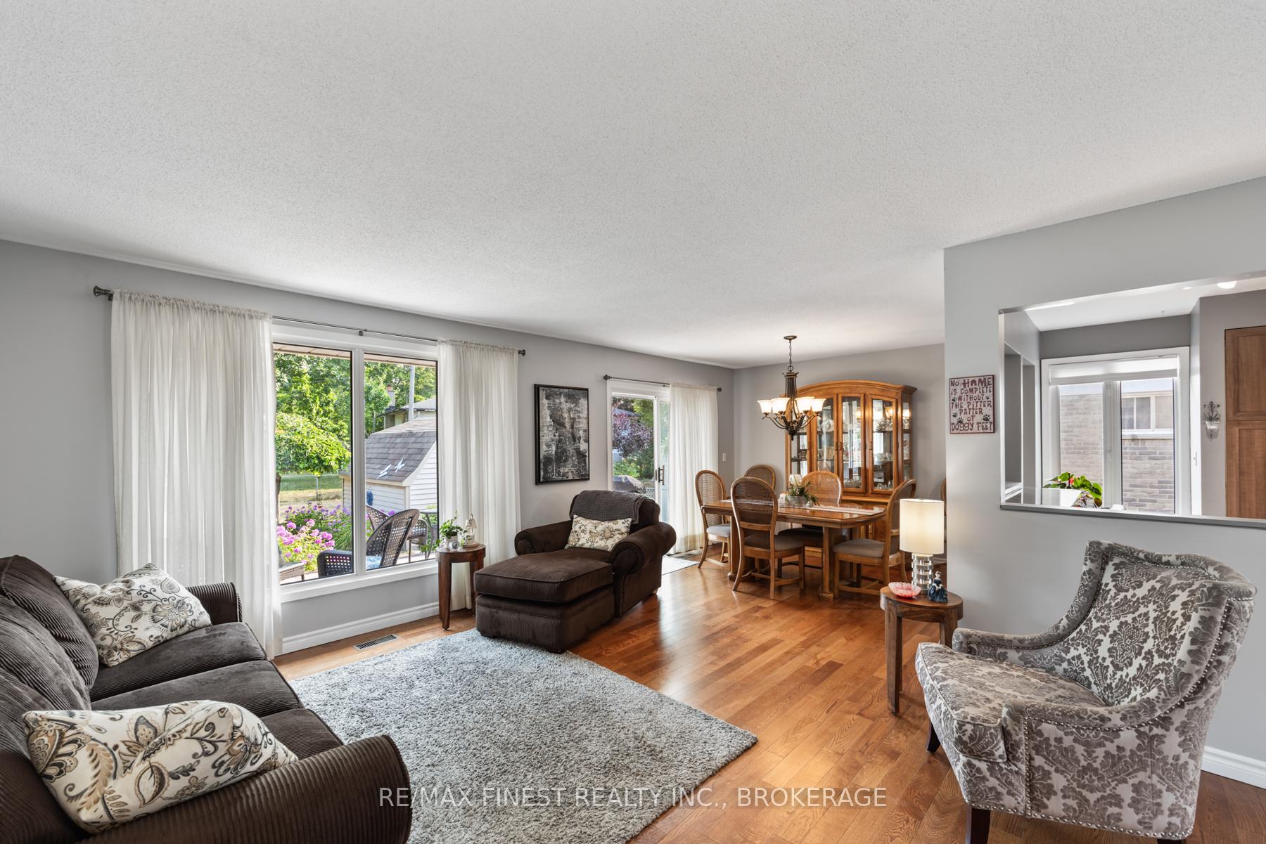 Photo 8 of 984 Lincoln Drive, Kingston, South of Taylor-Kidd Blvd — HOMEH