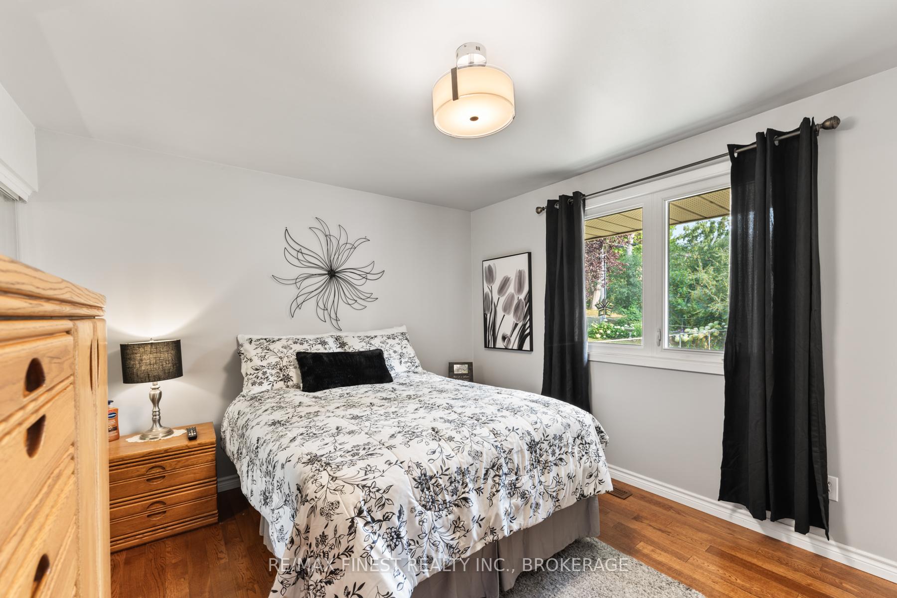 Photo 24 of 984 Lincoln Drive, Kingston, South of Taylor-Kidd Blvd — HOMEH