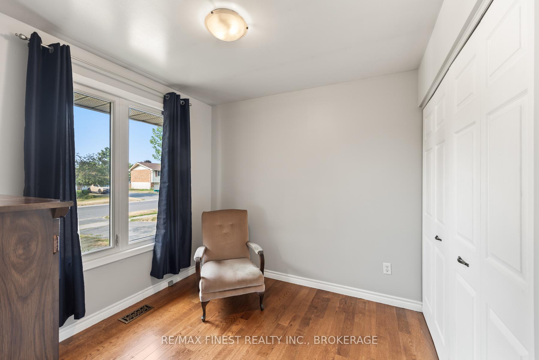 Photo 27 of 984 Lincoln Drive, Kingston, South of Taylor-Kidd Blvd — HOMEH