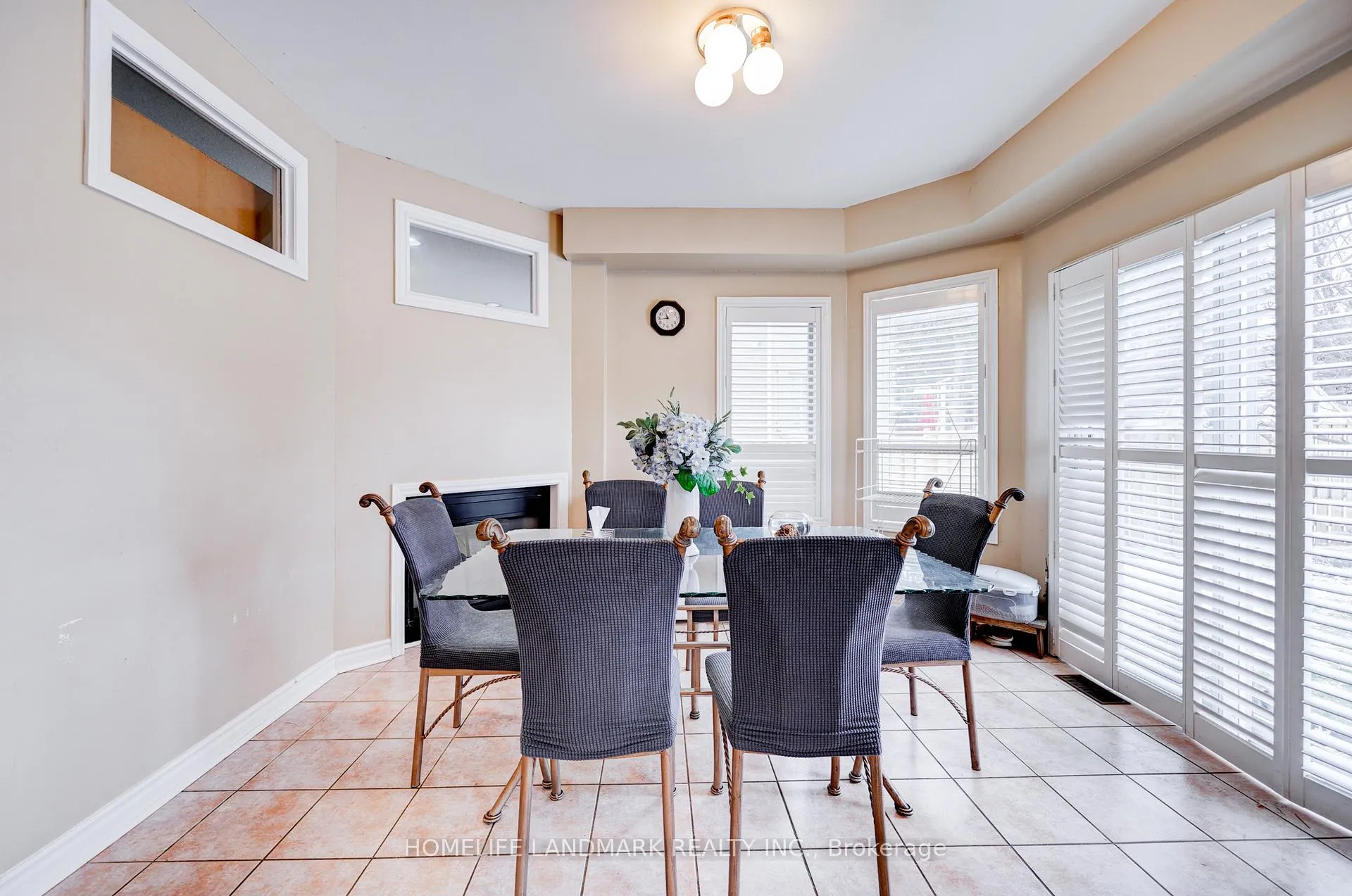 Photo 10 of 35 Forester Crescent, Markham, Cachet — HOMEH