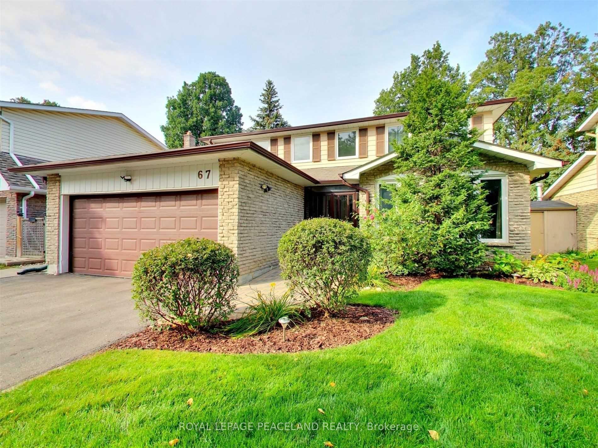 Front of 67 Emmeloord Crescent