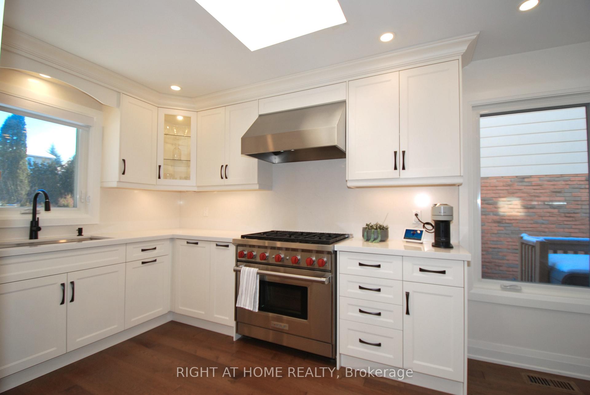 Photo 15 of 32 Braeburn Drive, Markham, Aileen-Willowbrook — HOMEH