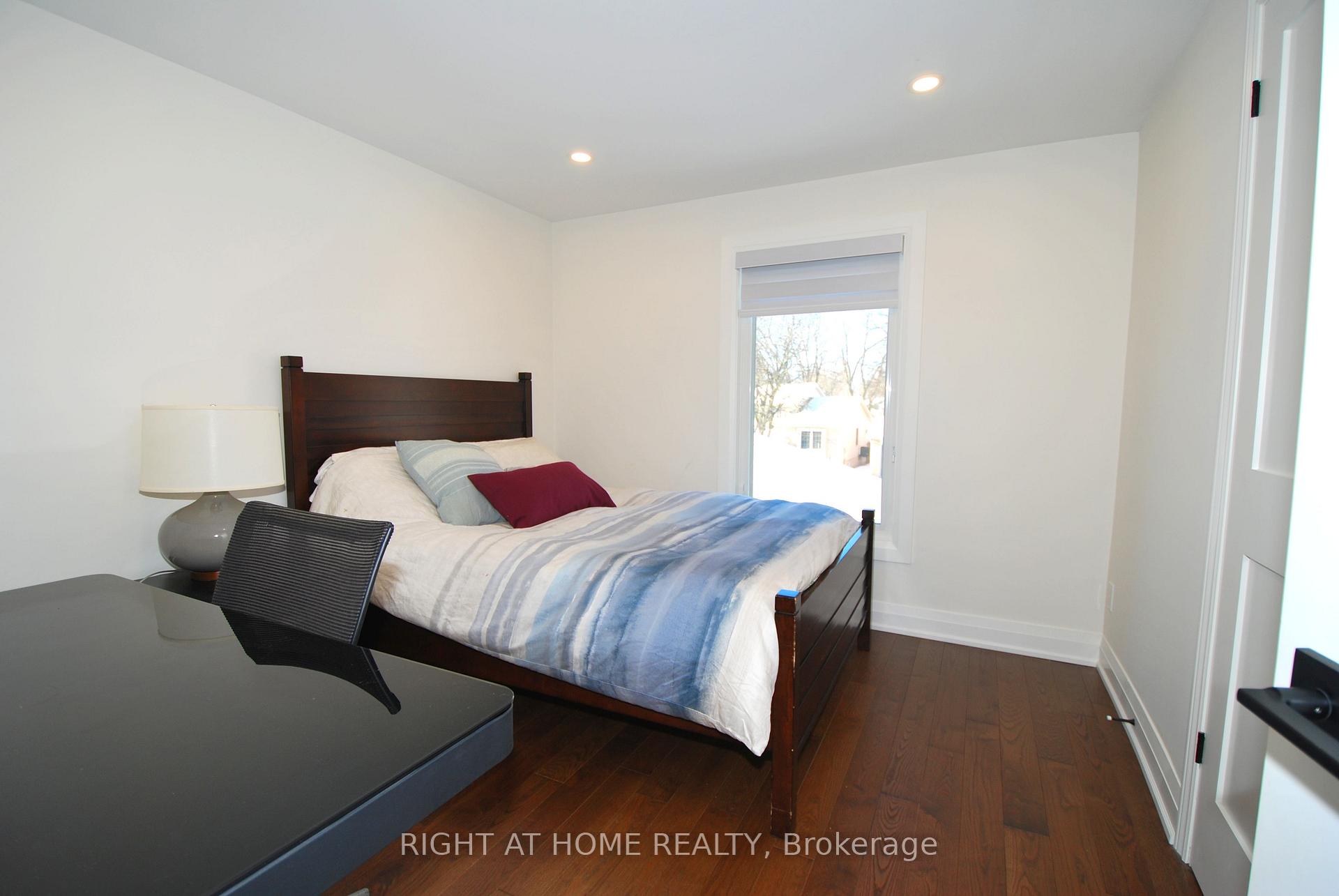 Photo 26 of 32 Braeburn Drive, Markham, Aileen-Willowbrook — HOMEH