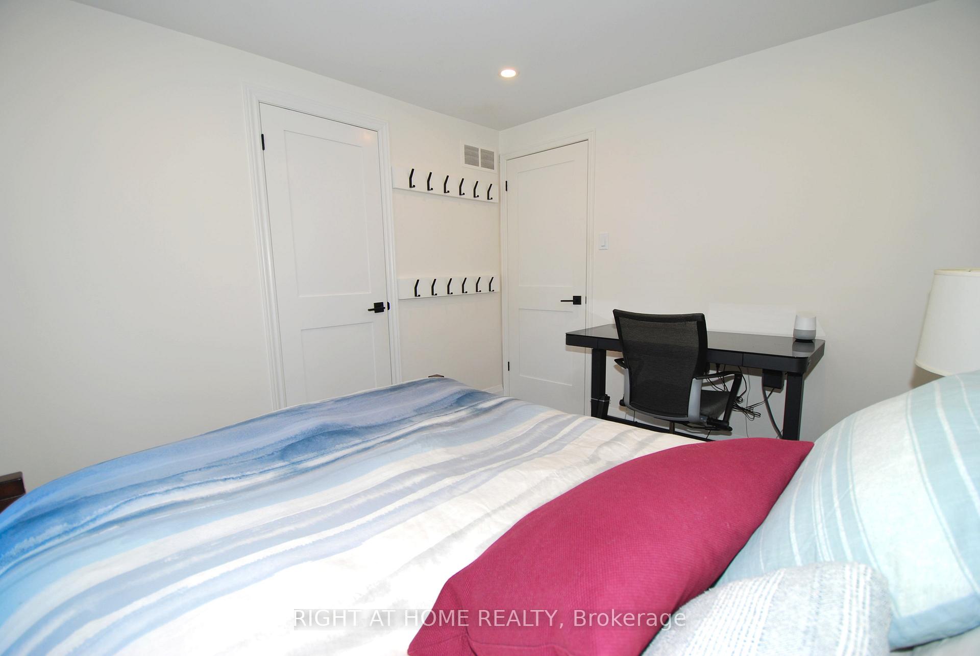 Photo 27 of 32 Braeburn Drive, Markham, Aileen-Willowbrook — HOMEH