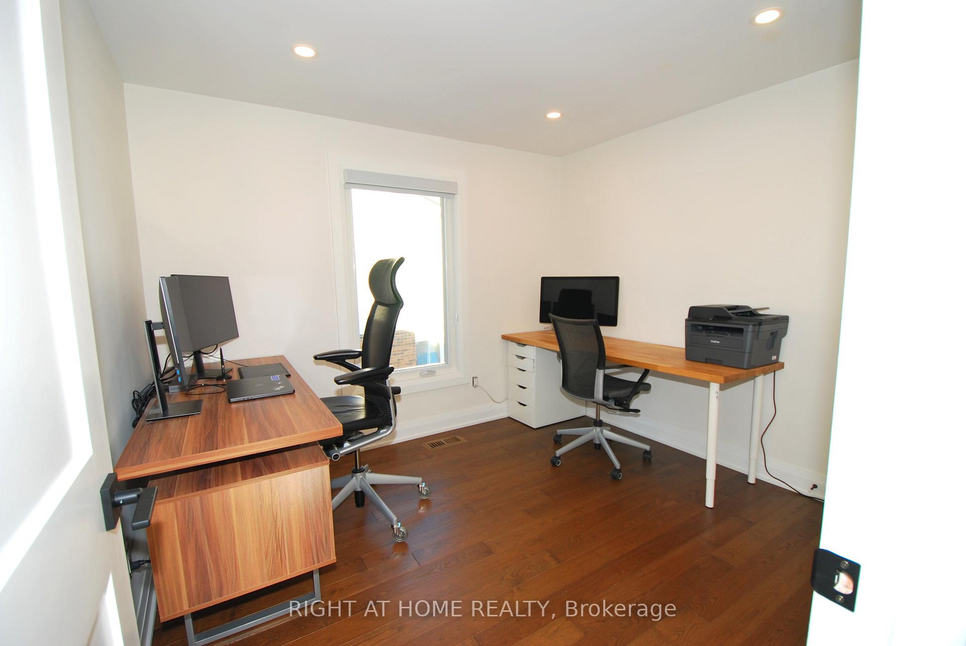 Photo 29 of 32 Braeburn Drive, Markham, Aileen-Willowbrook — HOMEH