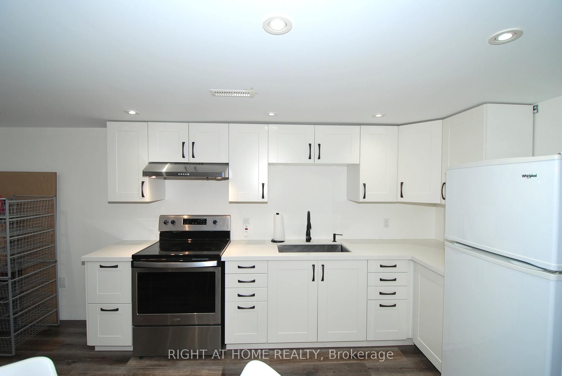 Photo 39 of 32 Braeburn Drive, Markham, Aileen-Willowbrook — HOMEH