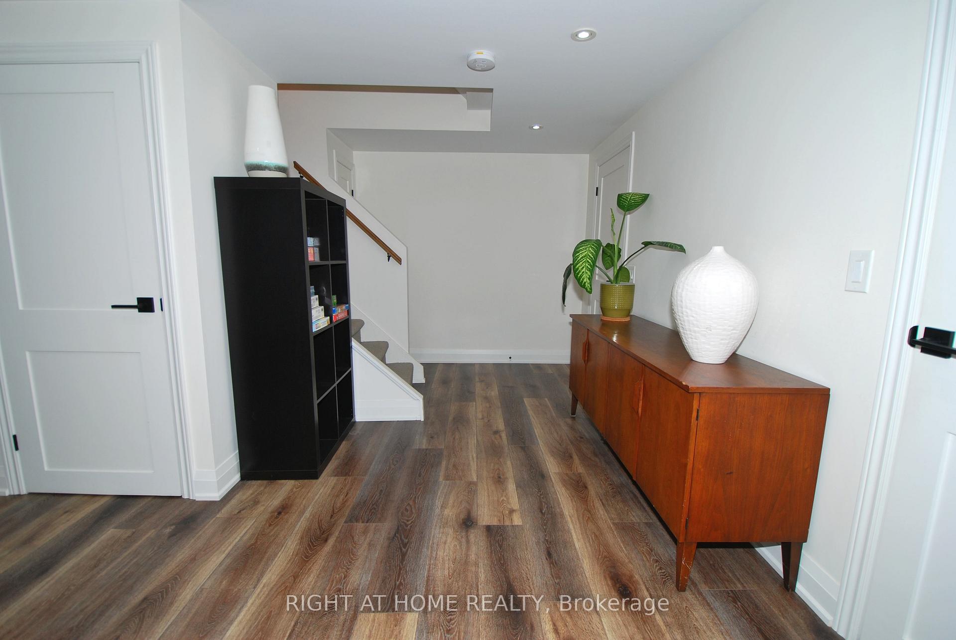 Photo 40 of 32 Braeburn Drive, Markham, Aileen-Willowbrook — HOMEH