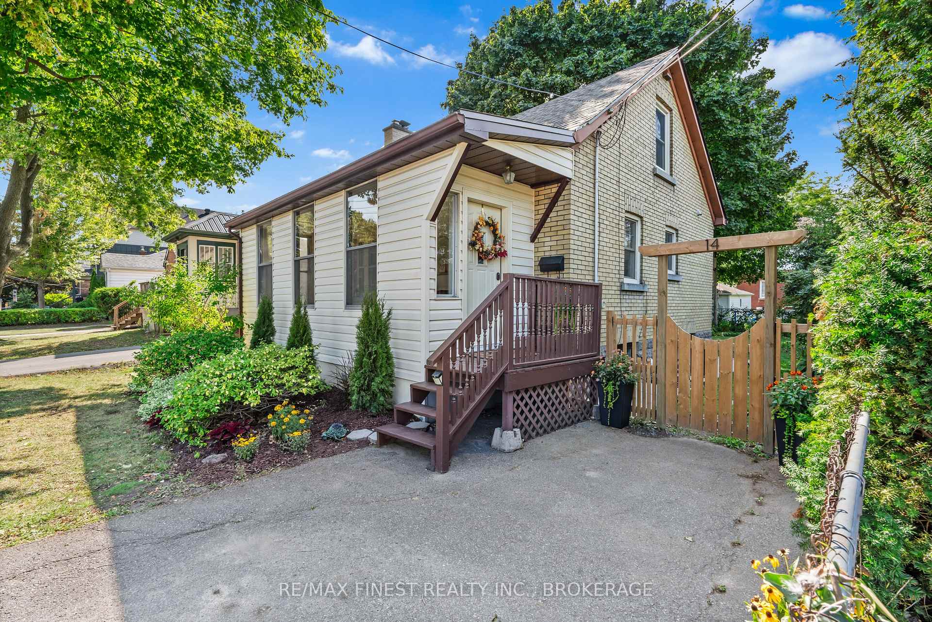 Photo 2 of 14 Graham Avenue, Kingston, Central City East — HOMEH