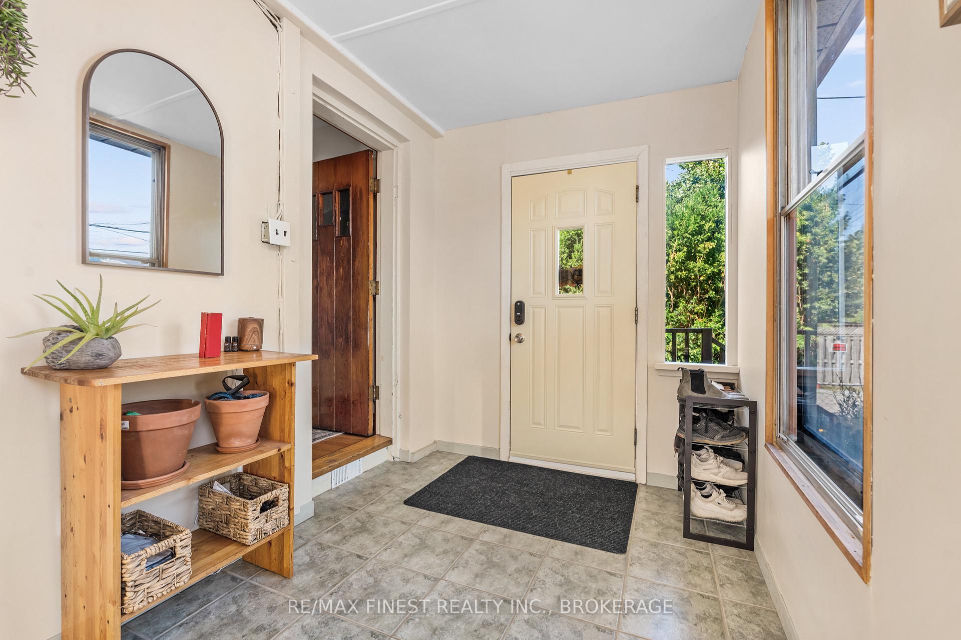 Photo 4 of 14 Graham Avenue, Kingston, Central City East — HOMEH