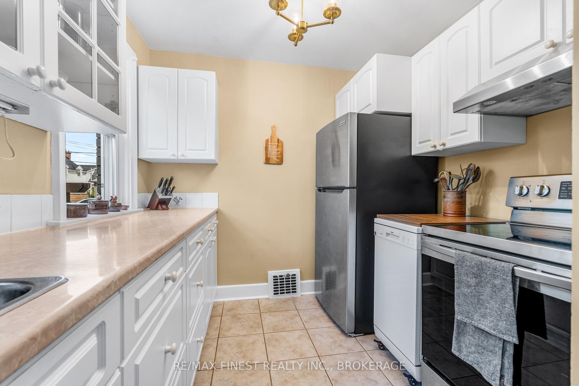 Photo 13 of 14 Graham Avenue, Kingston, Central City East — HOMEH