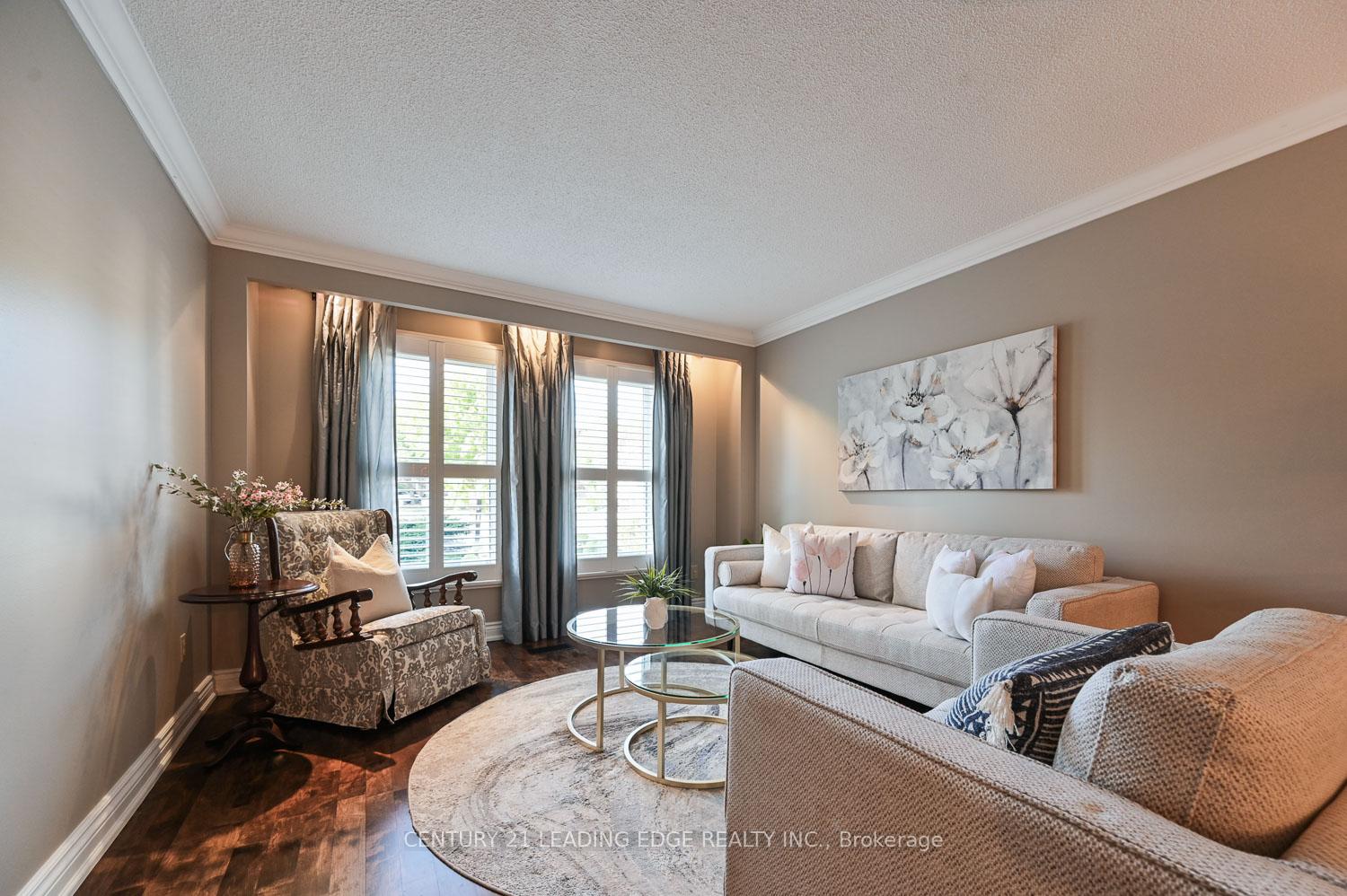 Photo 7 of 53 Mccarty Crescent, Markham, Markham Village — HOMEH