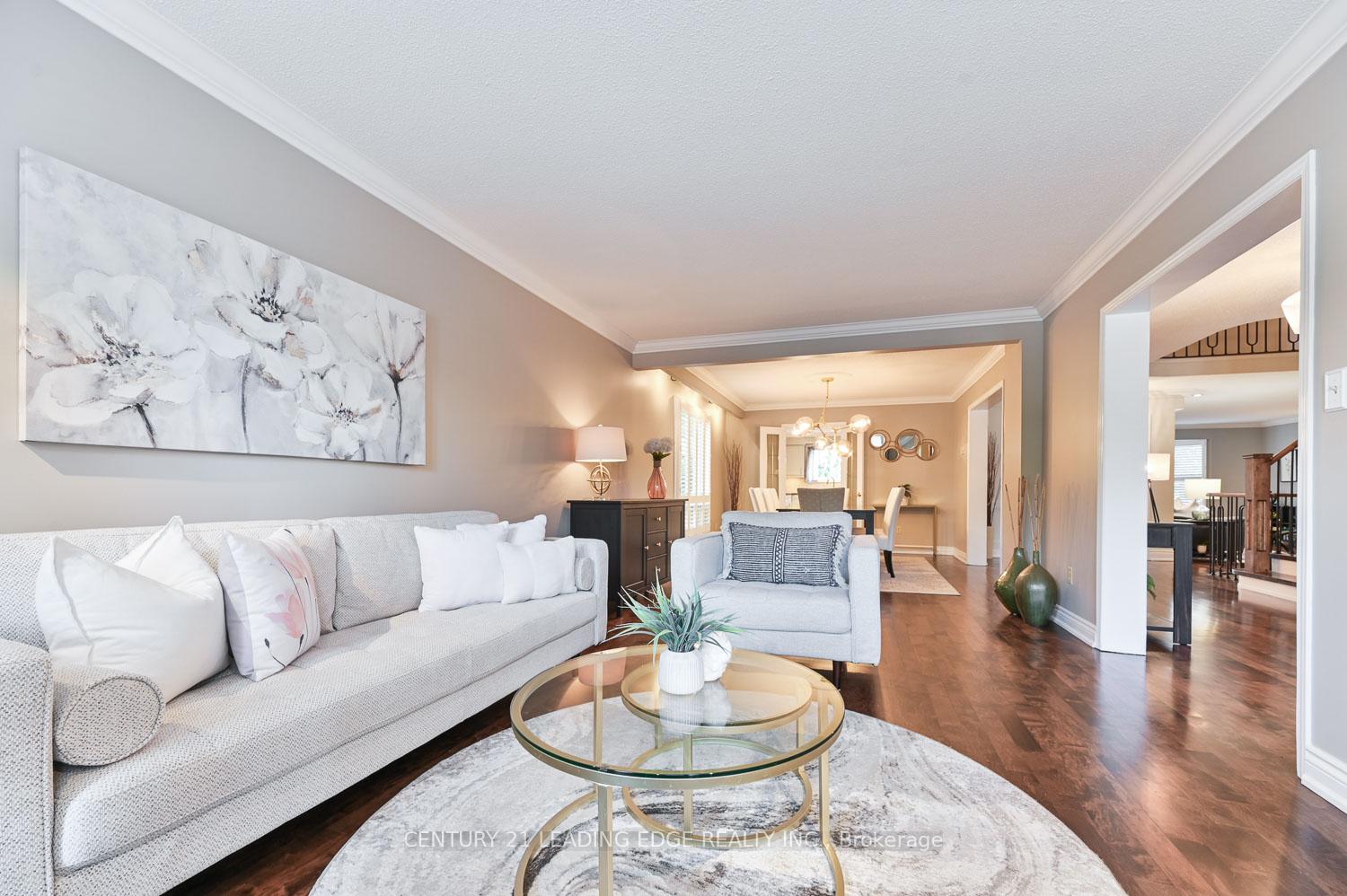 Photo 8 of 53 Mccarty Crescent, Markham, Markham Village — HOMEH