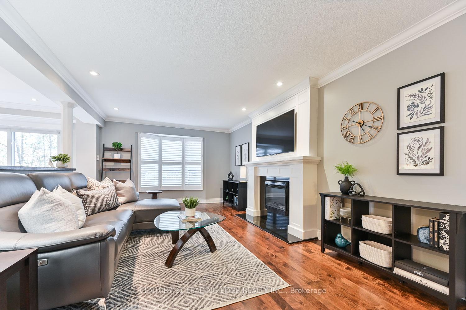 Photo 11 of 53 Mccarty Crescent, Markham, Markham Village — HOMEH