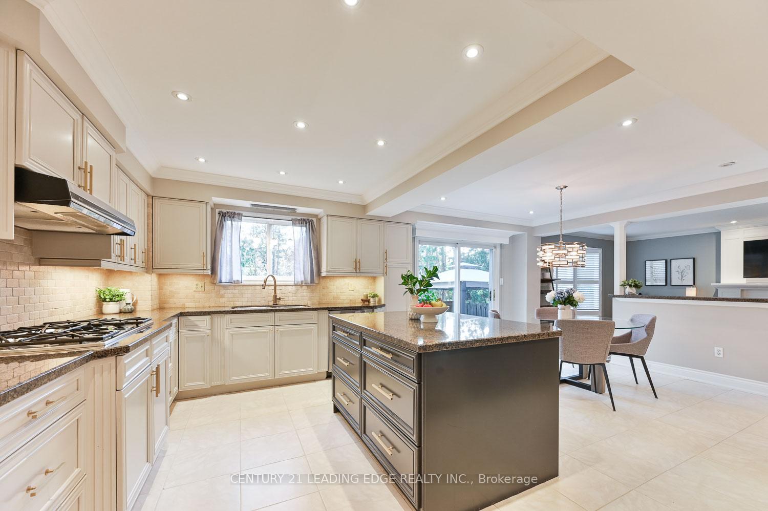 Photo 20 of 53 Mccarty Crescent, Markham, Markham Village — HOMEH
