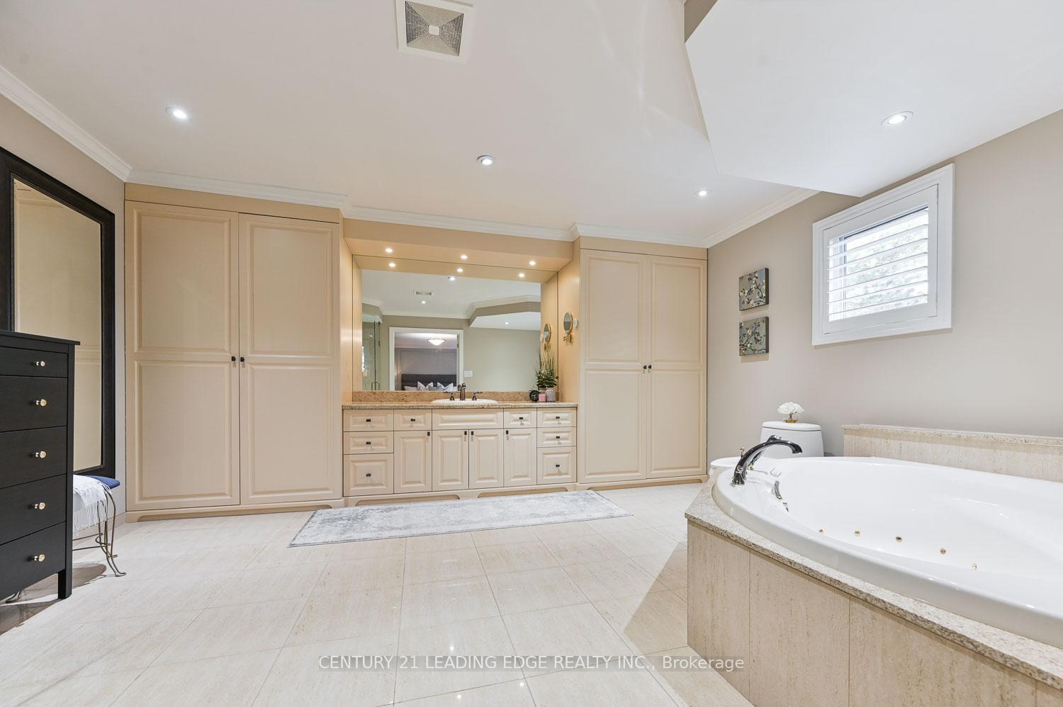 Photo 27 of 53 Mccarty Crescent, Markham, Markham Village — HOMEH