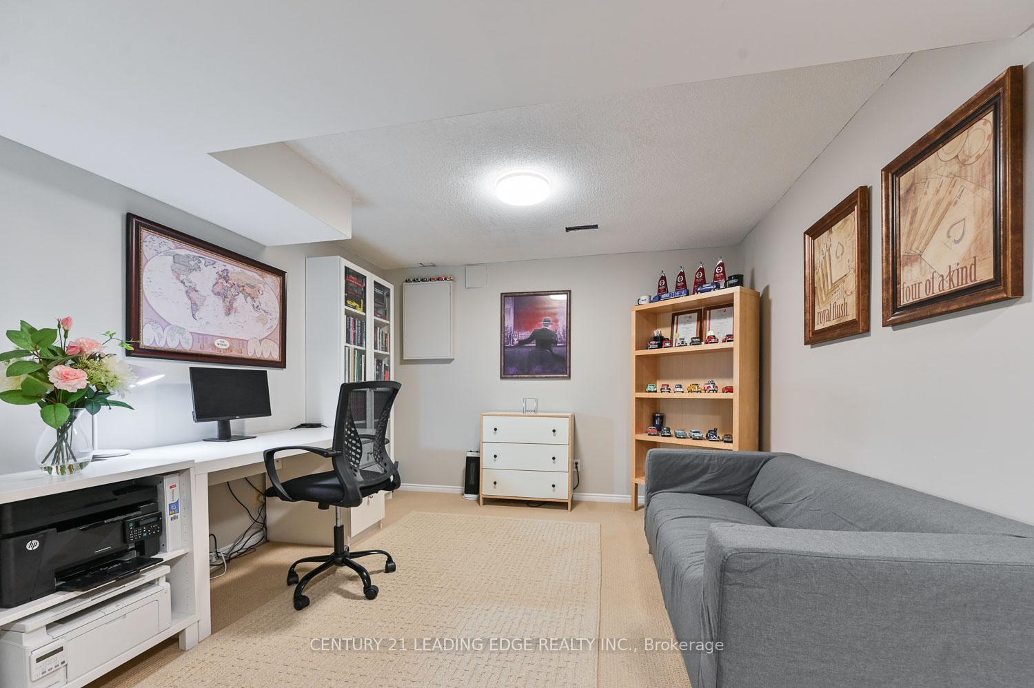 Photo 38 of 53 Mccarty Crescent, Markham, Markham Village — HOMEH