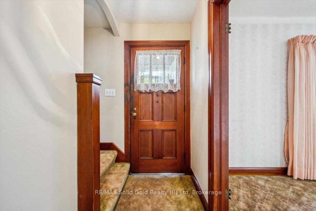 Photo 6 of 14 Henry Street, Kitchener — HOMEH