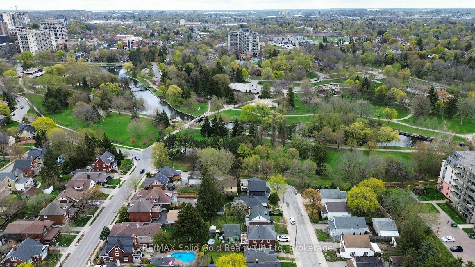 Photo 39 of 14 Henry Street, Kitchener — HOMEH