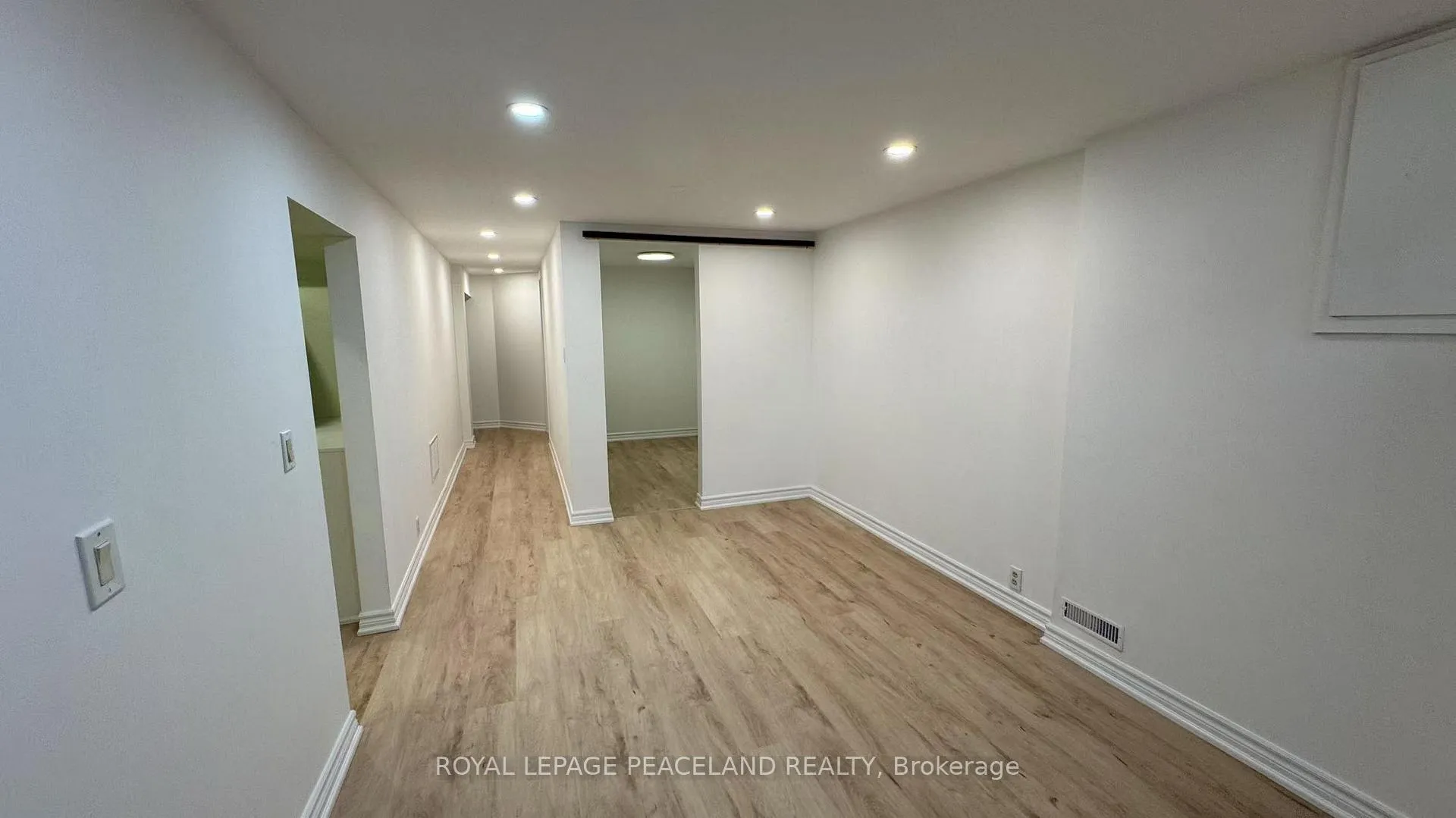 Photo 5 of Unit BASEMNET, 43 Marlow Crescent, Markham, Markville — HOMEH