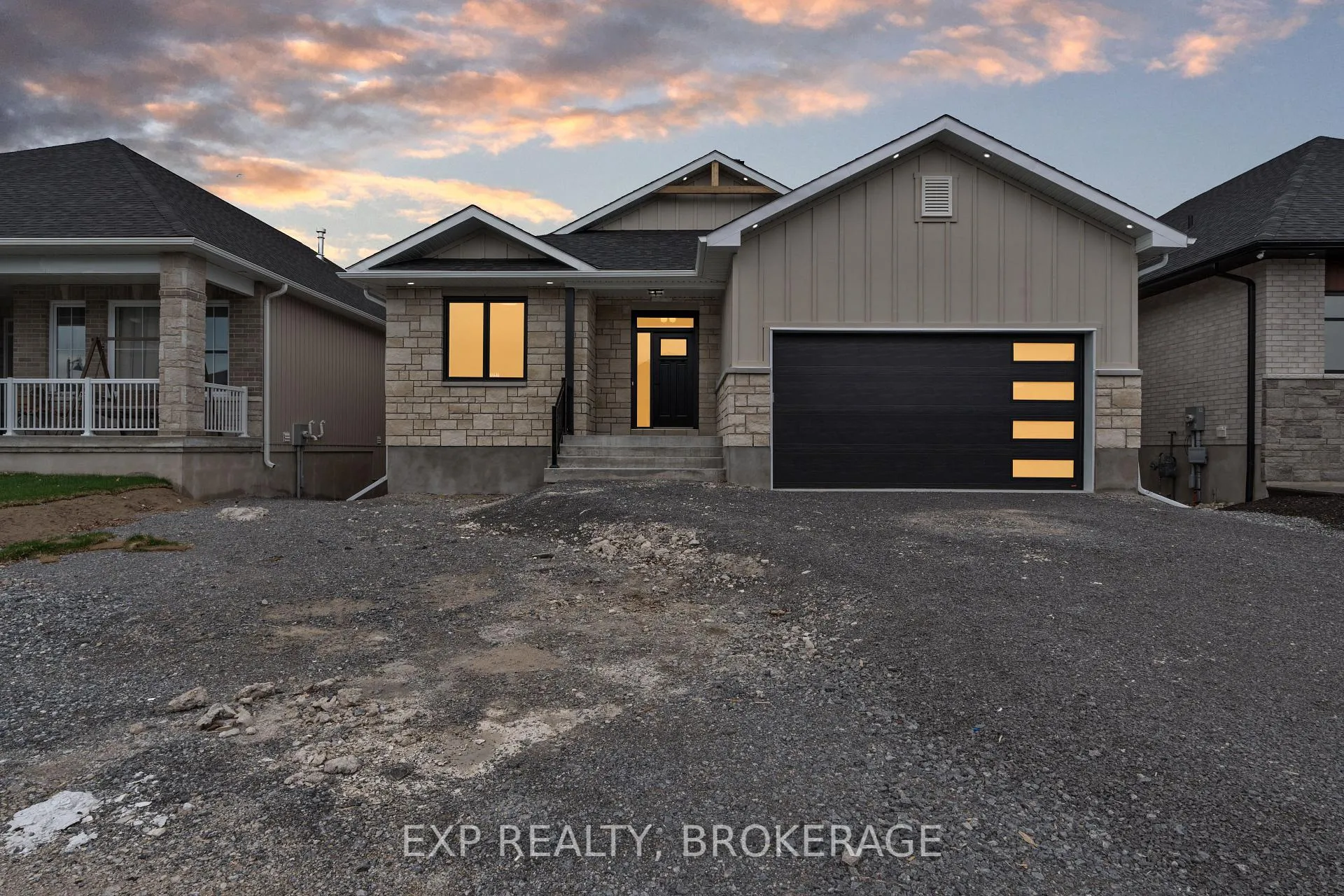 Photo 2 of 1257 Carfa Crescent, Kingston, City Northwest — HOMEH