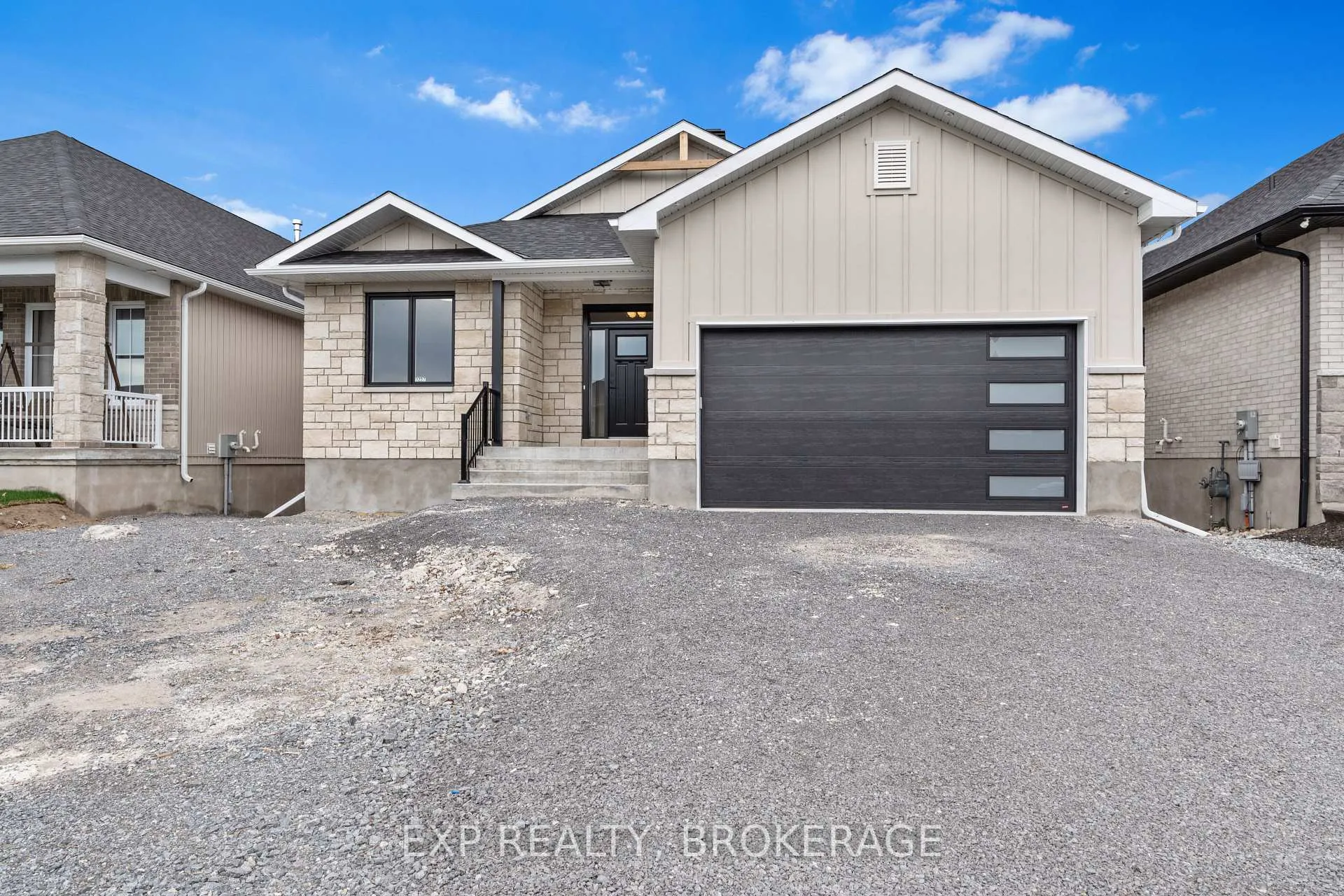 Photo 3 of 1257 Carfa Crescent, Kingston, City Northwest — HOMEH