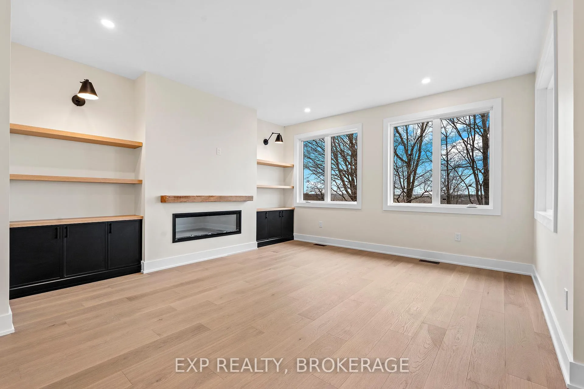 Photo 8 of 1257 Carfa Crescent, Kingston, City Northwest — HOMEH