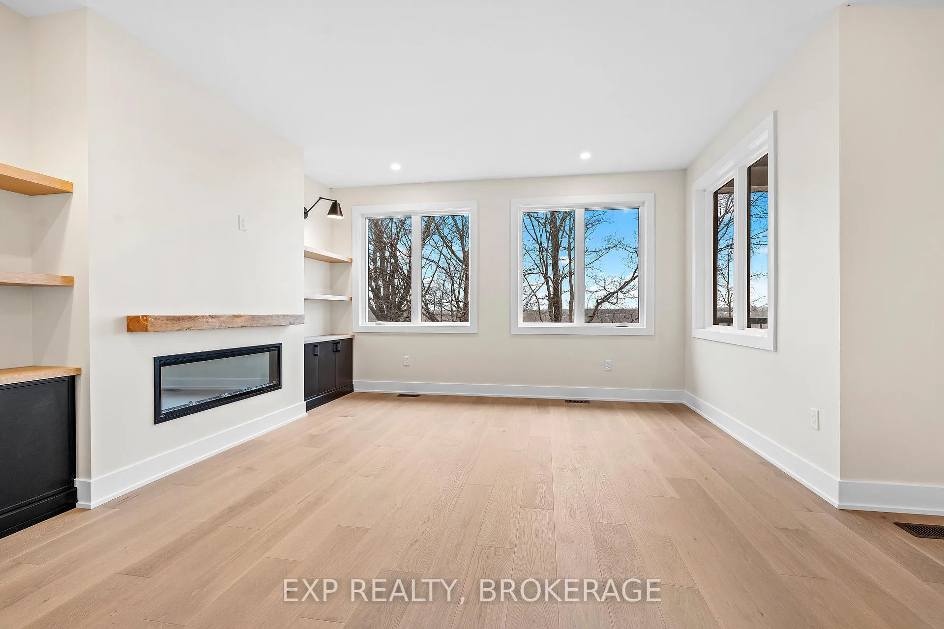 Photo 9 of 1257 Carfa Crescent, Kingston, City Northwest — HOMEH