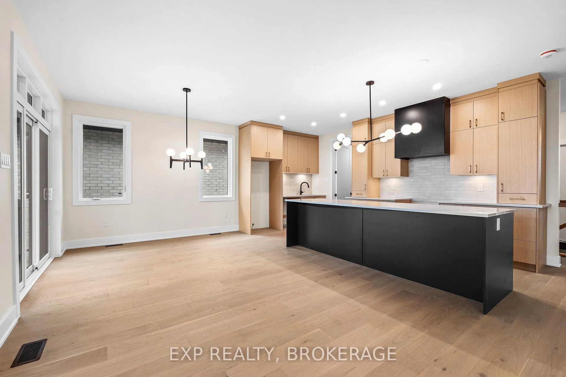 Photo 11 of 1257 Carfa Crescent, Kingston, City Northwest — HOMEH