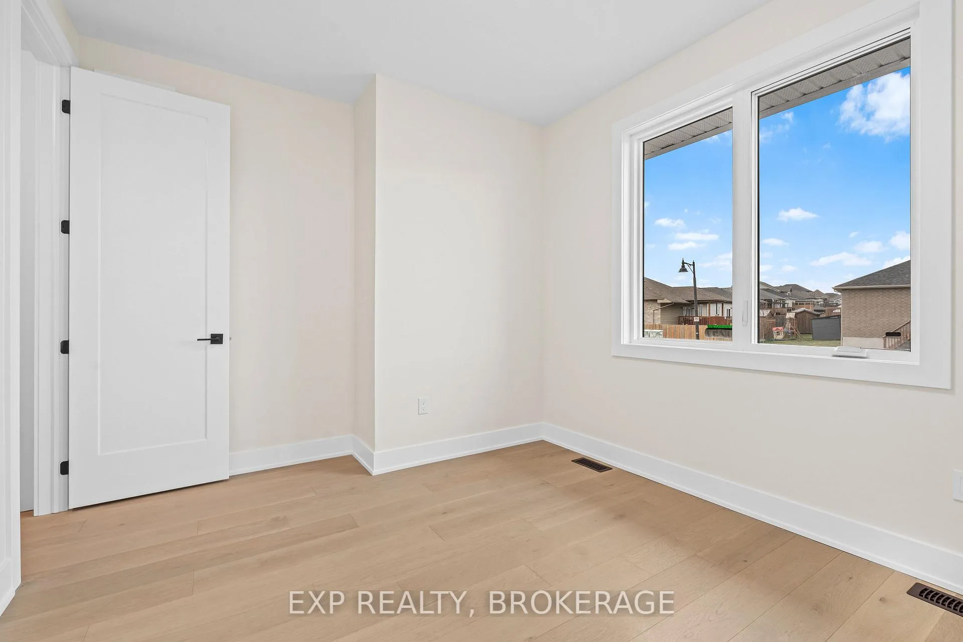 Photo 29 of 1257 Carfa Crescent, Kingston, City Northwest — HOMEH
