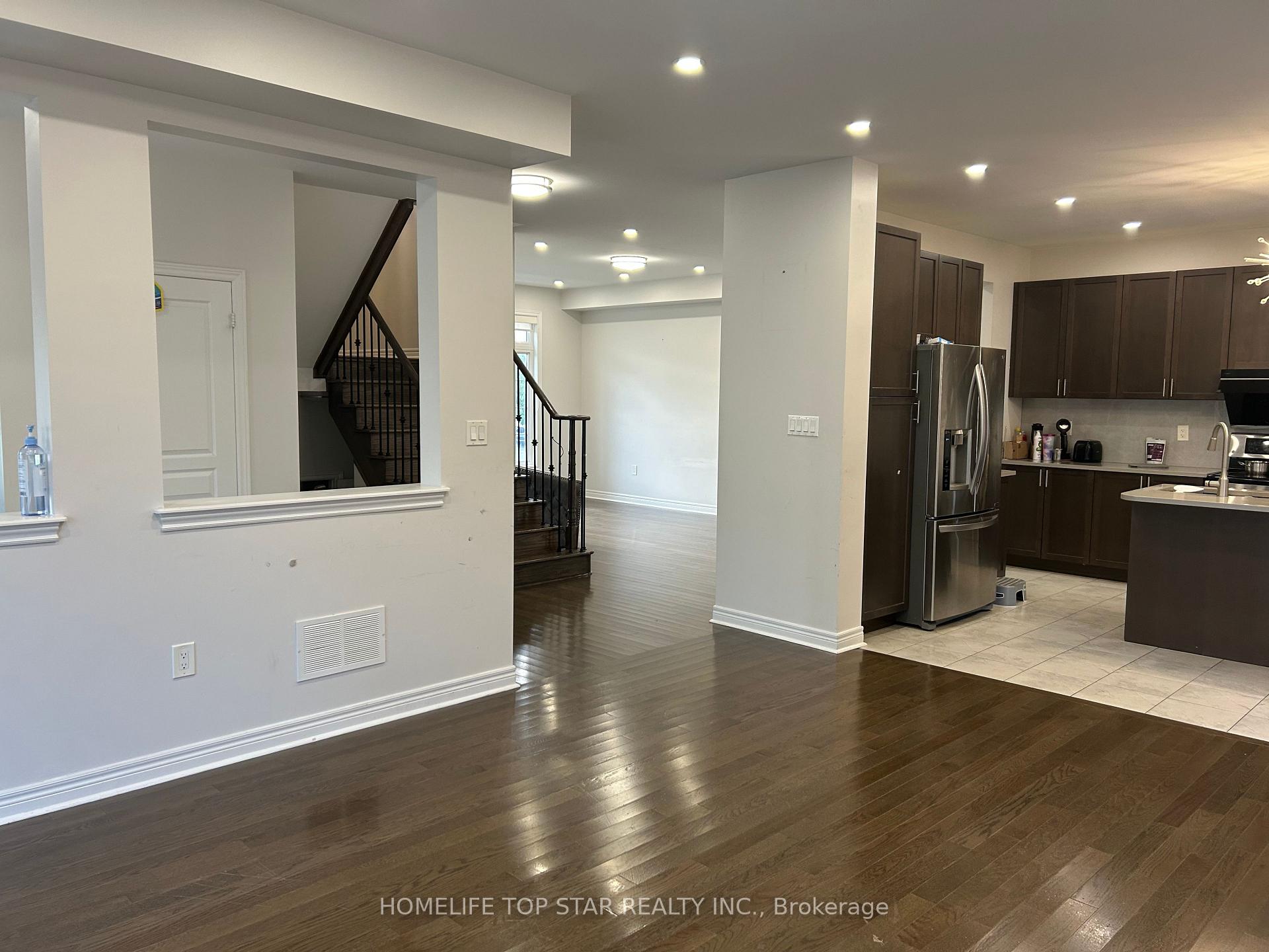 Photo 10 of 319 William Forster Road, Markham, Cornell — HOMEH