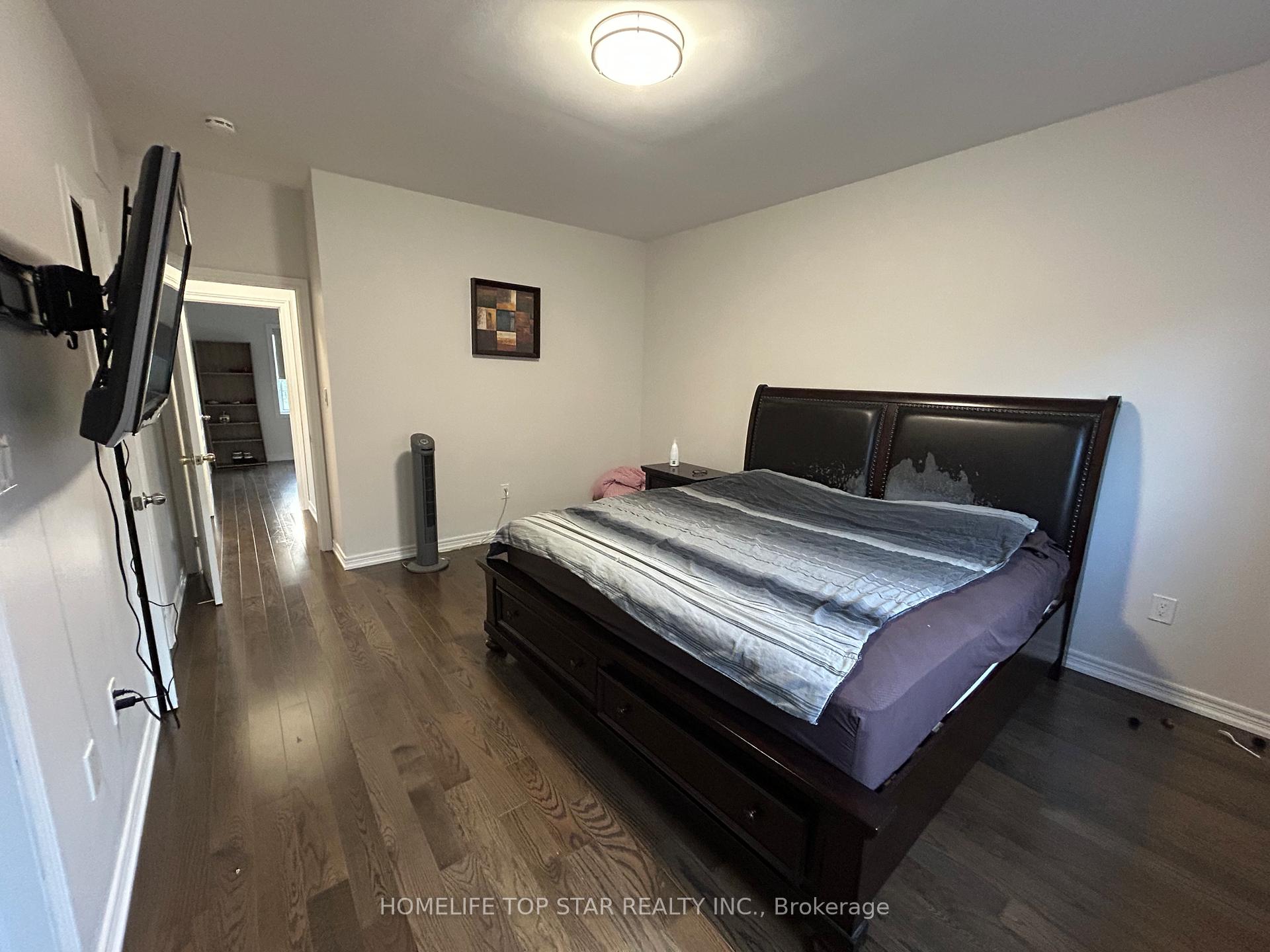 Photo 18 of 319 William Forster Road, Markham, Cornell — HOMEH