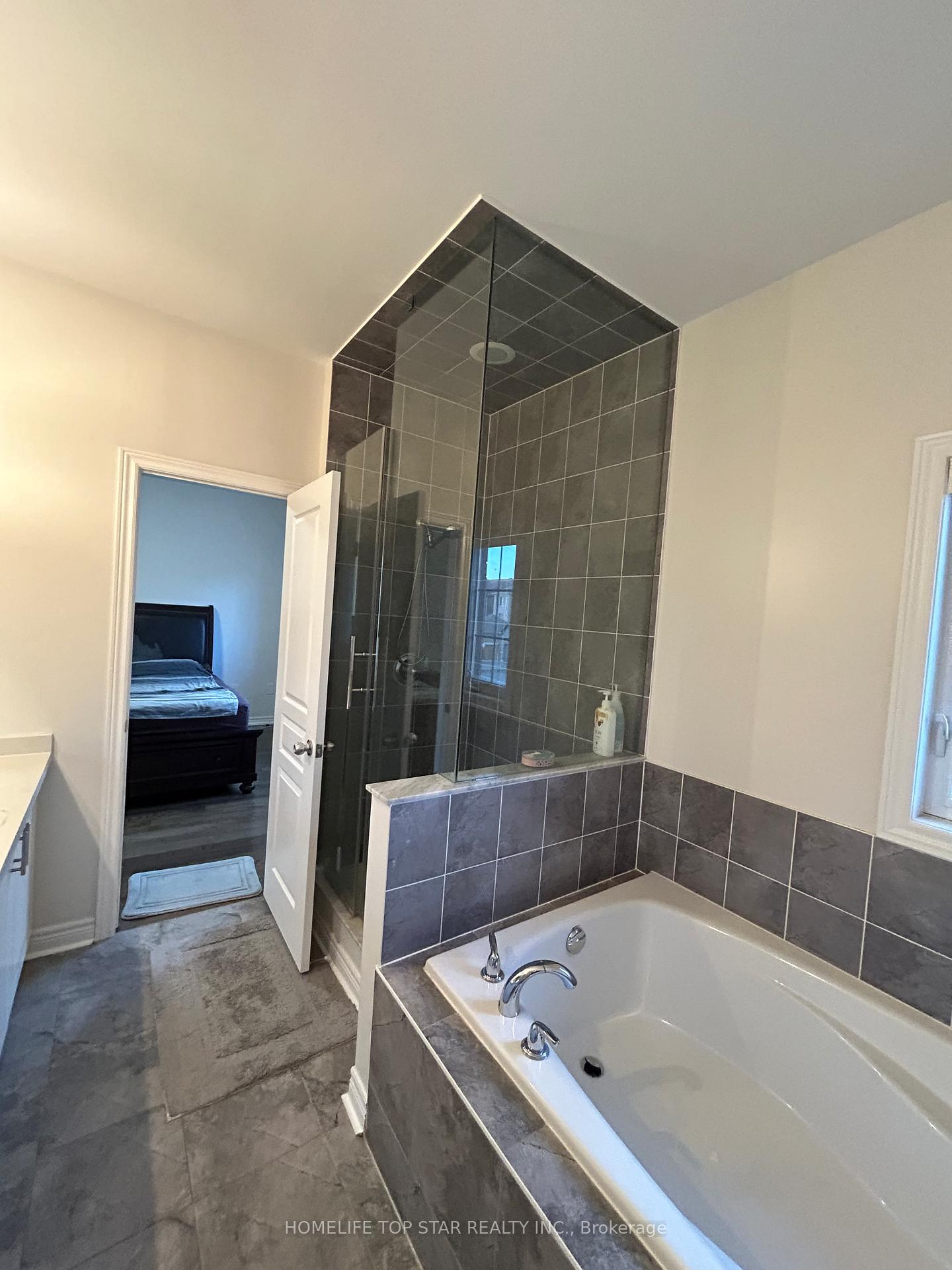 Photo 20 of 319 William Forster Road, Markham, Cornell — HOMEH